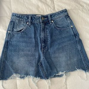Wrangler for UO denim skirt || size 25
